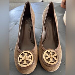 Tory Burch Tan Suede Heels with Gold Accent